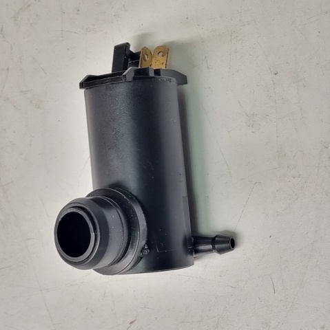 Bomba de agua limpiaparabrisas, delantera Q-fix Q3750028 precio, desde 11,96 EUR