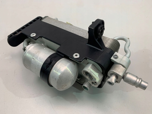 Comprar 6842989 BMW Condensador de aire acondicionado