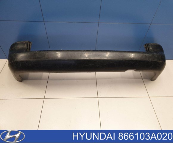 Paragolpes trasero Hyundai Trajet FO