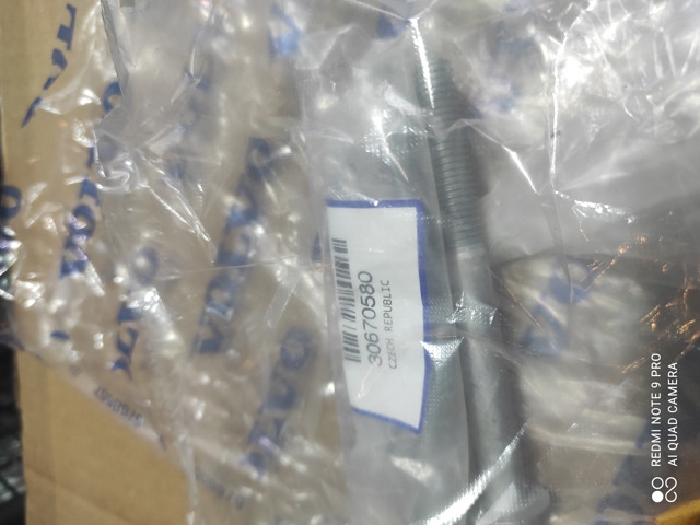 30670580 Volvo Cremallera caja de direccion