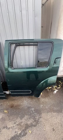 Puerta trasera izquierda Nissan Pathfinder (R51)