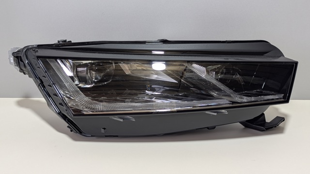 Faro derecho VAG 5E4941016B precio, desde 956,42 EUR