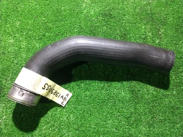 55116861AA Chrysler tubo flexible de aire de sobrealimentación derecho