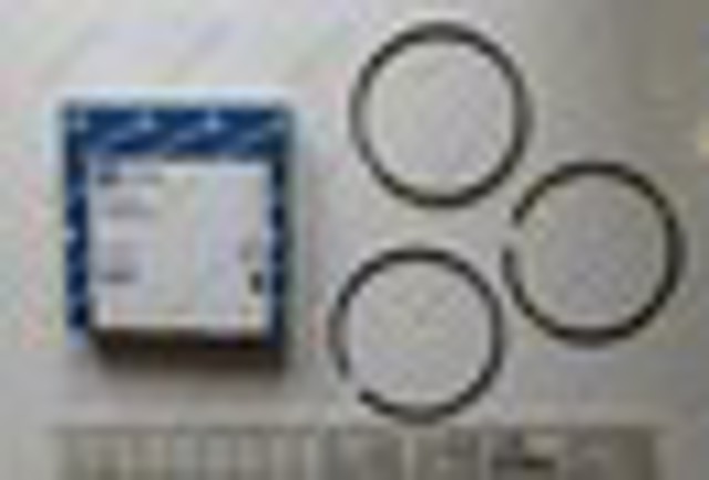800001110000 Kolbenschmidt Juego de anillos de pistón para 1 cilindro, STD