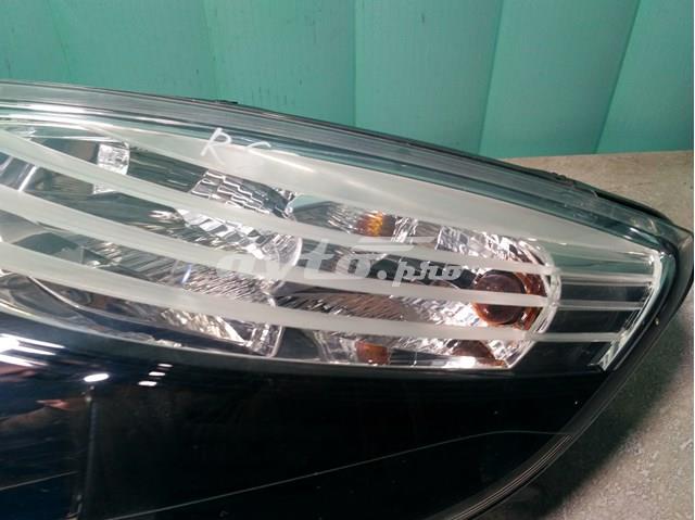 Faro izquierdo 260600023R Renault (RVI)