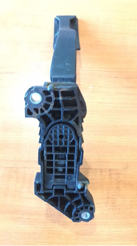 Pedal de aceleracion para Ford Escape III DFK