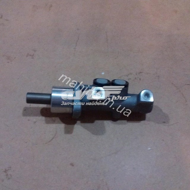 Cilindro principal de freno Chery S123505010