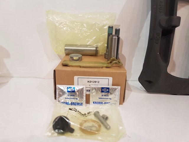 Comprar A0024201483 Mercedes Pinza de freno delantera derecha