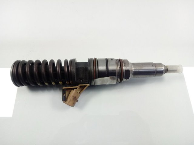 Inyector-bomba Iveco 504287070