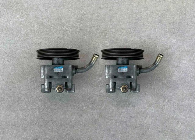 Comprar MR403137 Mitsubishi Bomba servodireccion