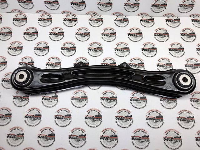 Brazo superior izquierdo de la suspensión trasera A1673503700 Mercedes