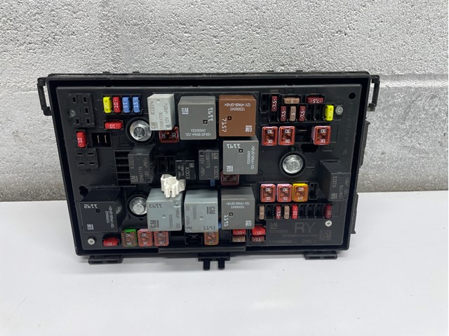 13343767 Opel sistema eléctrico central