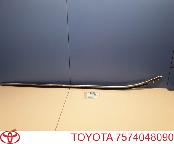 7574048090 Toyota