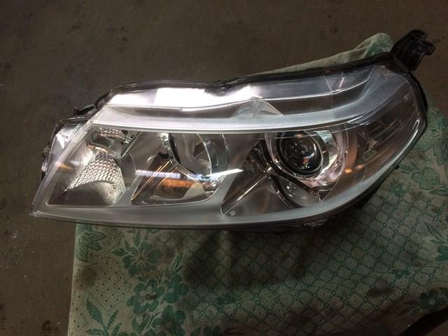 Faros delanteros Suzuki 3532054P00000
