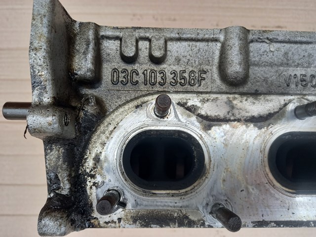 03C103358F VAG Cabeza del motor