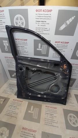 Puerta delantera izquierda KBY05902XE Mazda