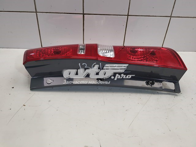 Piloto trasero derecho 924024H000 Hyundai/Kia