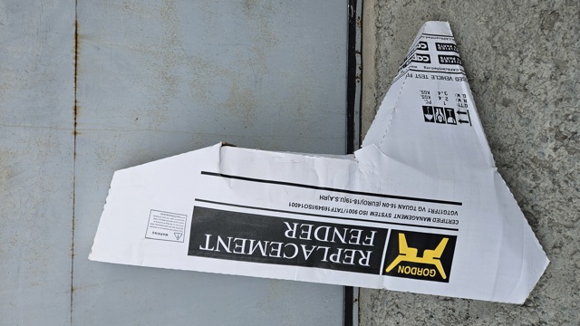 Aleta delantera derecha Signeda PFD10228AR