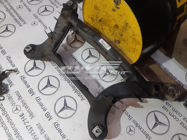 A2043500141 Mercedes subchasis trasero soporte motor