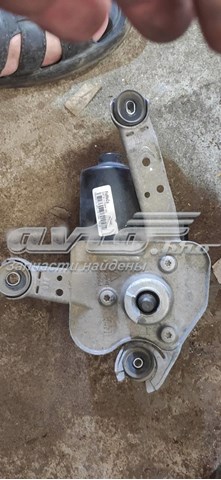 DS7317504AG Ford 