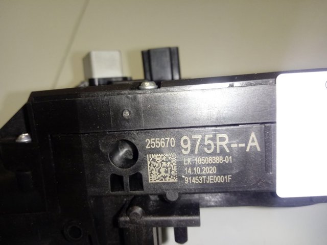  Conmutador columna dirección Dacia Sandero 3