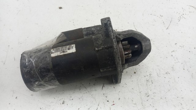 1005831623 Iveco tapa de motor de arranque delantera