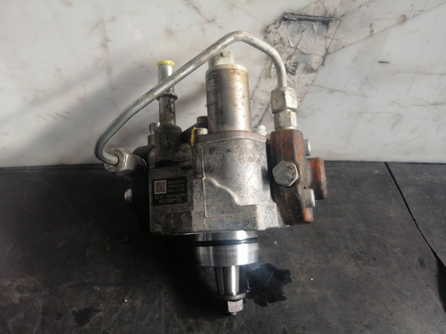 Bomba de alta presión Opel 55490709