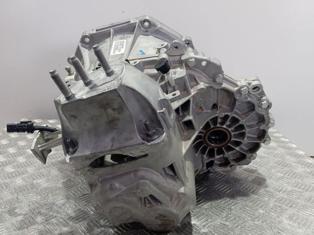 Transimisión manual para Ford Puma  J2K, CF7