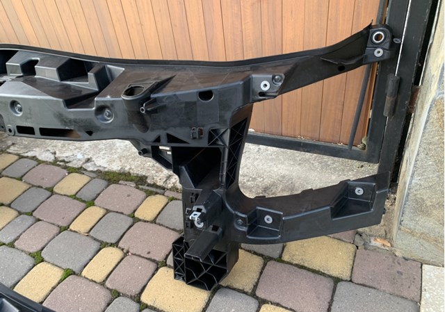 Soporte de radiador  Mercedes A9078800900