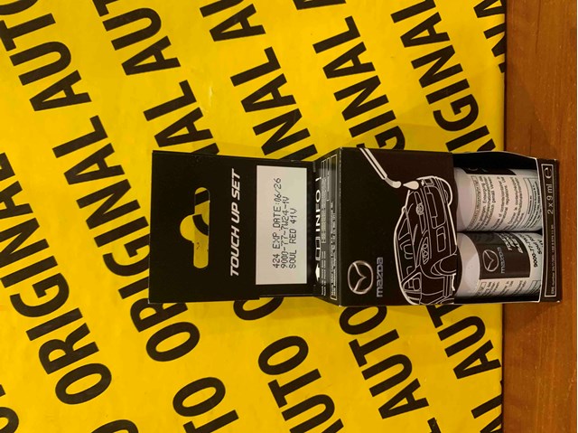 9000777W241V Mazda Lápiz de retoque