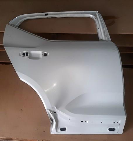 Puerta trasera derecha 32399015 Volvo