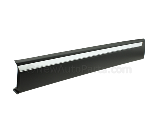TK4951RA0B Mazda Moldura inferior de puerta delantera derecha
