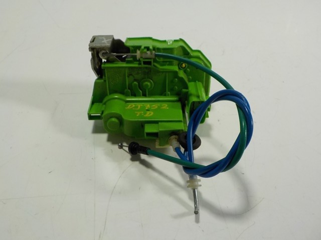 Cerradura de puerta trasera derecha Alfa Romeo Giulietta (940)