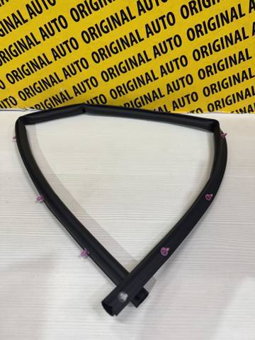 Sellador del capó Mazda KB7W56750B precio, desde 17,42 EUR