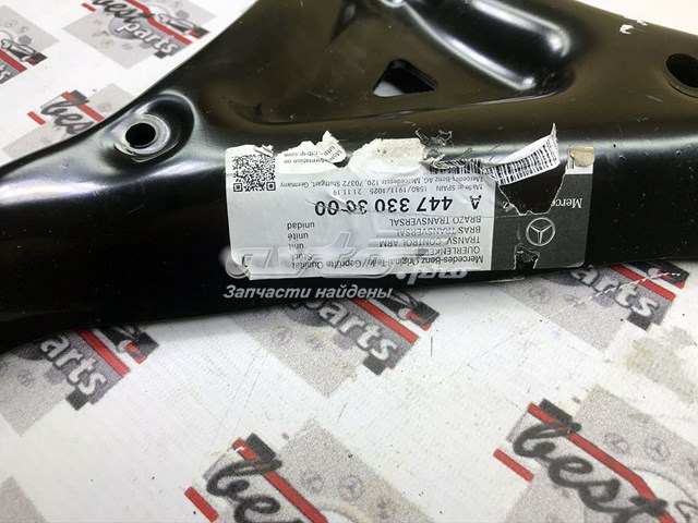 Brazo inferior derecho de la suspensión delantera Mercedes A4473303000 precio, desde 156,04 EUR