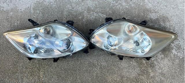 Faro izquierdo 8115002460 Toyota