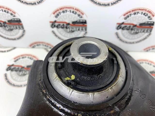 Brazo inferior derecho de la suspensión delantera LR126118 Land Rover