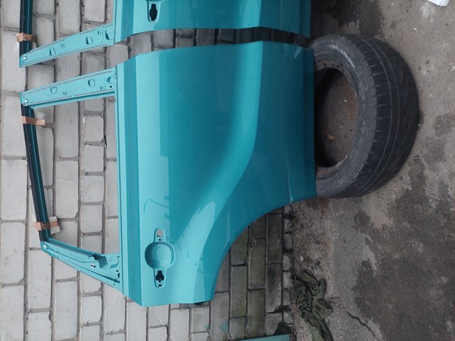 Comprar 6800354P01000 Suzuki Puerta trasera derecha