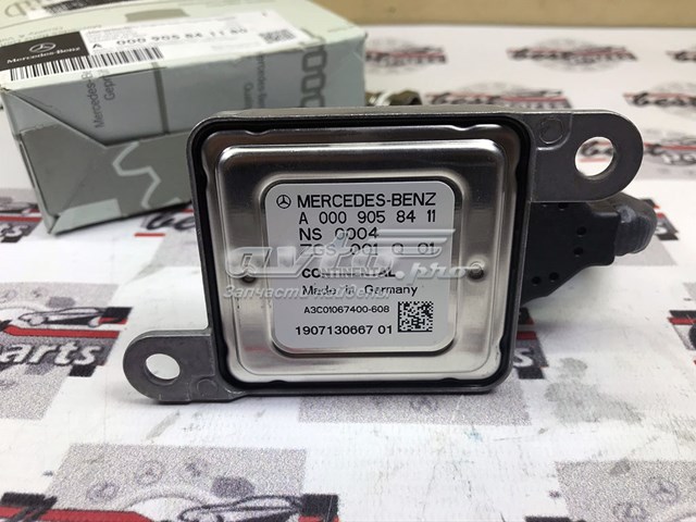 Sensor de óxidos de nitrógeno NOx trasero A000905841180 Mercedes