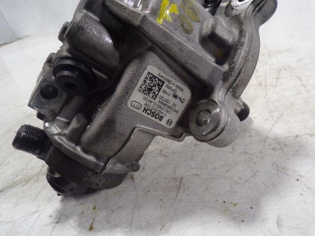 LR073700 Land Rover bomba de alta presión