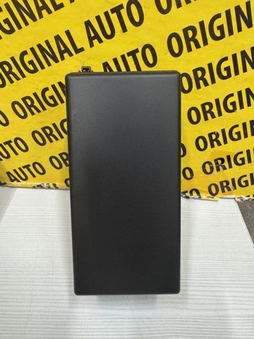 243826RA1B Nissan/Infiniti Tapa de la caja de fusibles