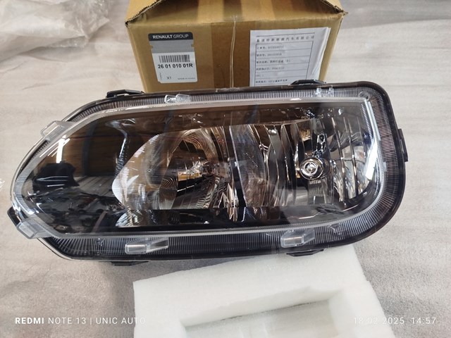 Comprar 260101001R Renault (RVI) Faro derecho