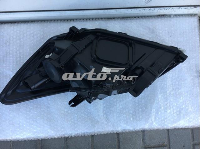 1744974 Ford faro derecho