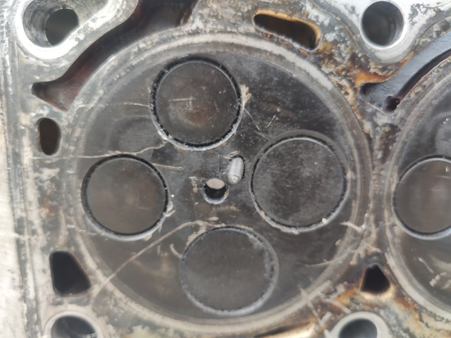 2211127900 Hyundai/Kia Cabeza del motor