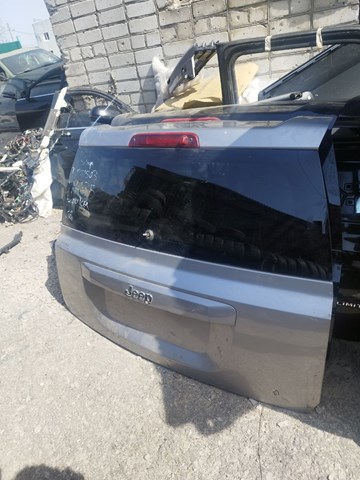 Porton trasero para Jeep Patriot  