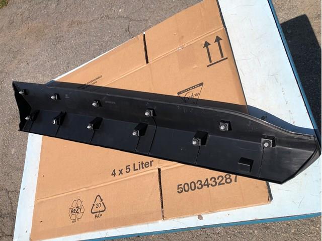 75074K2010 Toyota Protector de puerta delantera izquierda 