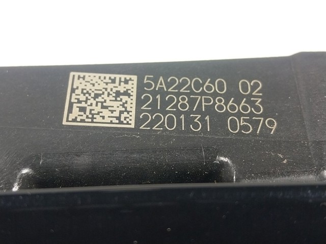 51745A22C60 BMW Persiana del radiador
