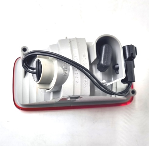 19A612A12B TYC Luz antiniebla trasero izquierdo
