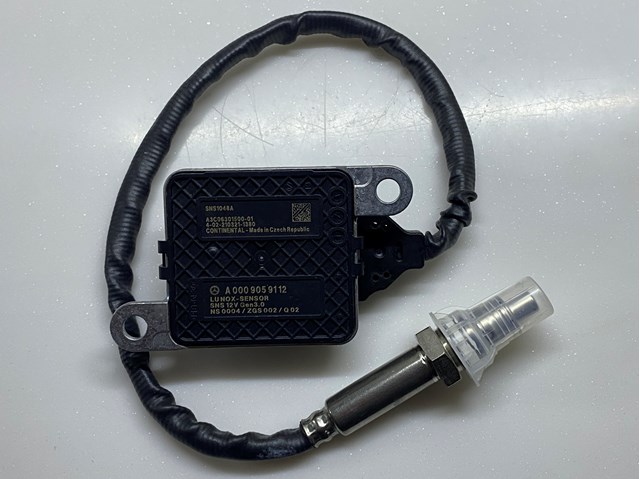 Sensor de óxido de nitrógeno NOX Mercedes Sprinter 5-T (907, 910)