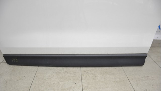 Comprar KB7W51RB0E Mazda Moldura de puerta delantera izquierda